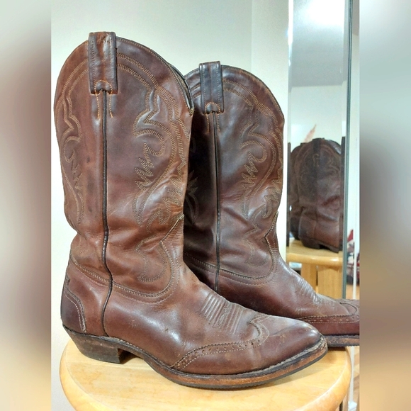 Vintage Shoes - Vintage Cowboy Boots - Dark Brown - Size 8